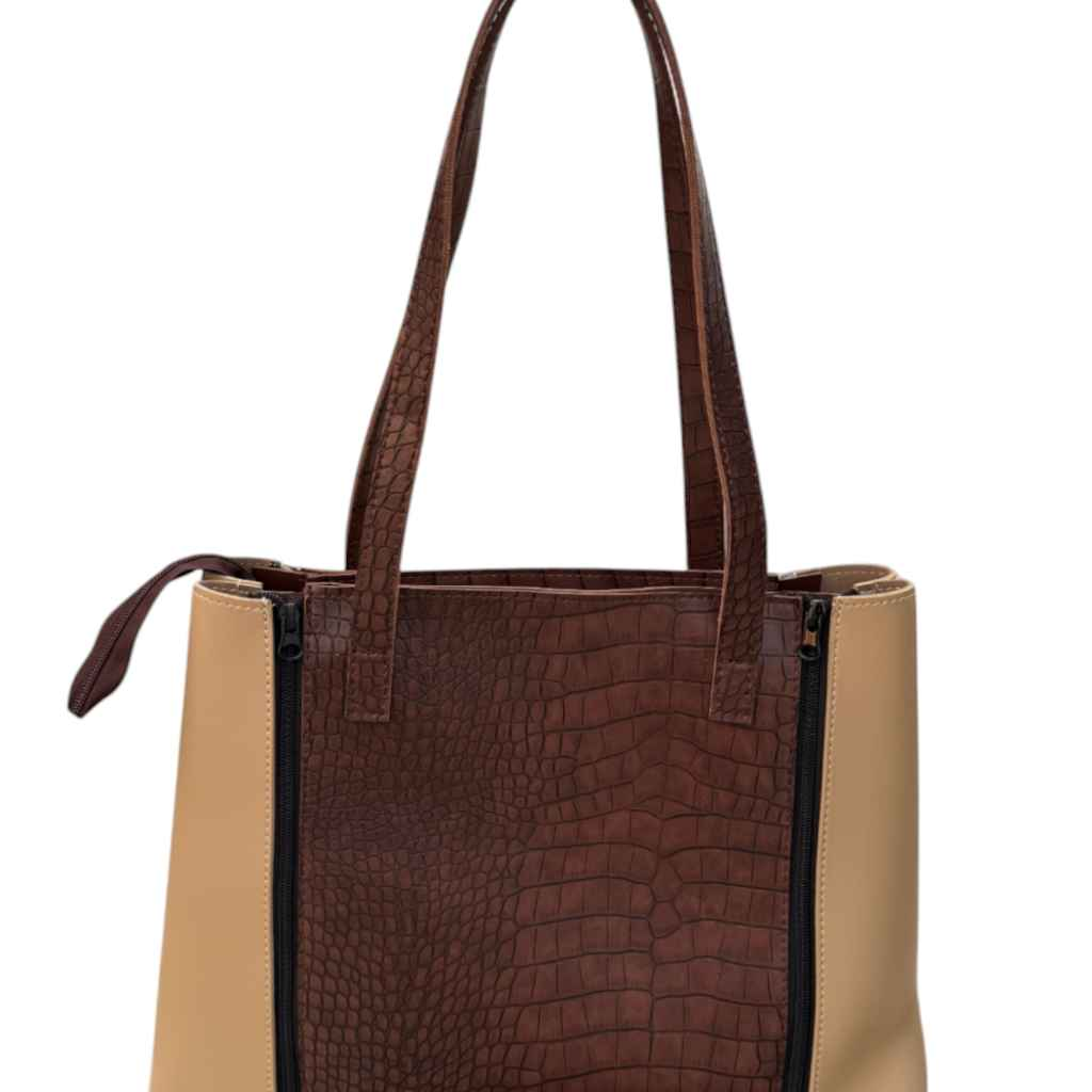 Colour convertible handbag